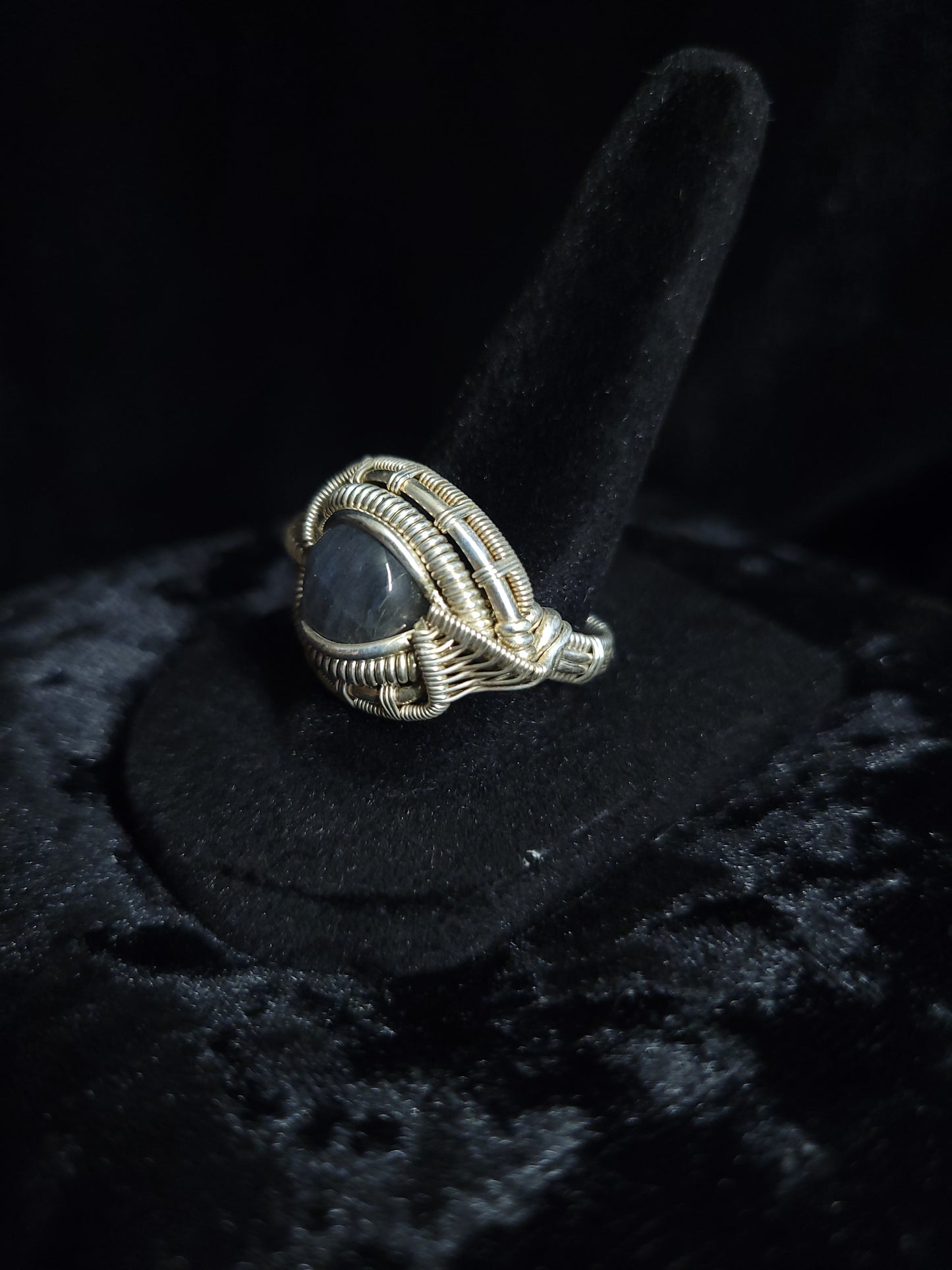 Size 9 Labradorite Ring